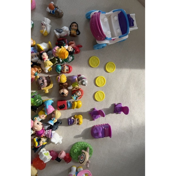 Lot 120+ Mini Figures Squinkies Disney Kawaii Blind Bag Toys Accessories Kids - Picture 2 of 6